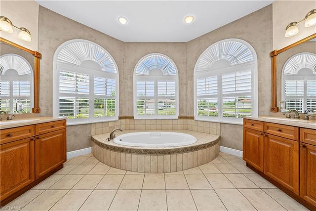 680 Mirror Lakes CT, Lehigh Acres, FL 33974