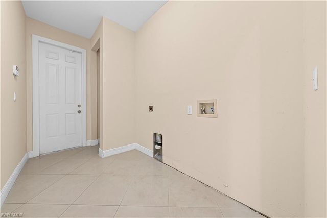 680 Mirror Lakes CT, Lehigh Acres, FL 33974