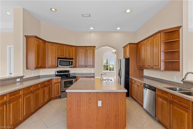 680 Mirror Lakes CT, Lehigh Acres, FL 33974