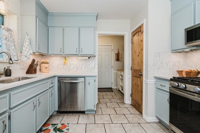 7302 Holyoke Trail, Amarillo, TX 79121