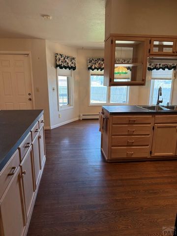 1180 S Yerba Santa Dr, Pueblo West, CO 81007