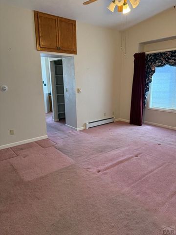 1180 S Yerba Santa Dr, Pueblo West, CO 81007