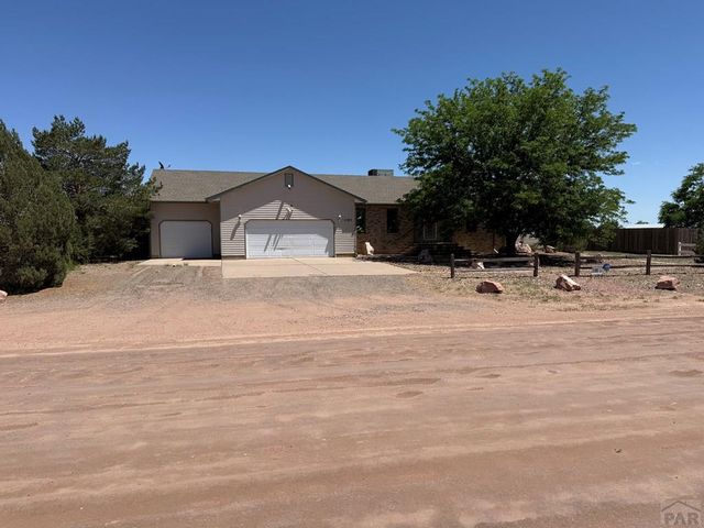 1180 S Yerba Santa Dr, Pueblo West, CO 81007
