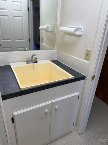 1180 S Yerba Santa Dr, Pueblo West, CO 81007