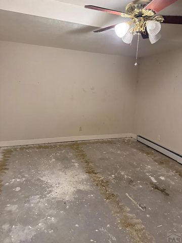1180 S Yerba Santa Dr, Pueblo West, CO 81007