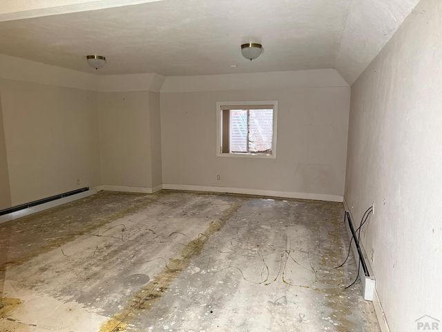 1180 S Yerba Santa Dr, Pueblo West, CO 81007