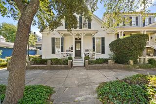 1107 Church Street, Galveston, TX 77550