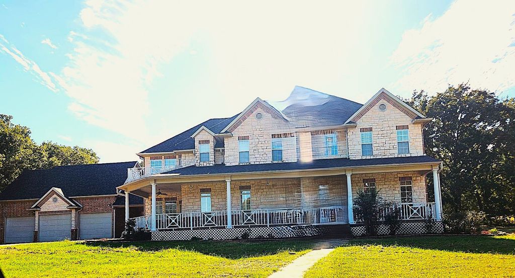 433 E Jess Hinton Road, Seven Points, TX 75143