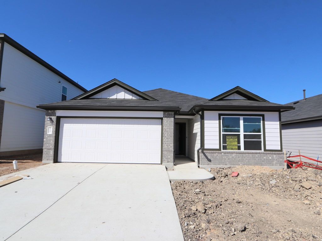 9220 Corvallis DR, Austin, TX 78747