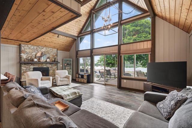 1431 Hiawatha Avenue, Big Lake, MN 55309