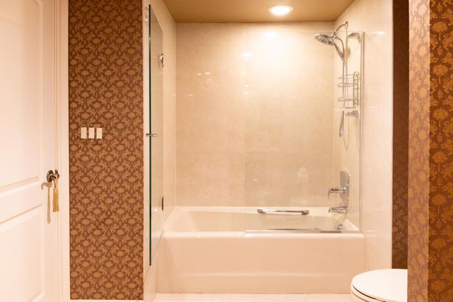3100 NE 47th Court 305, Fort Lauderdale, FL 33308