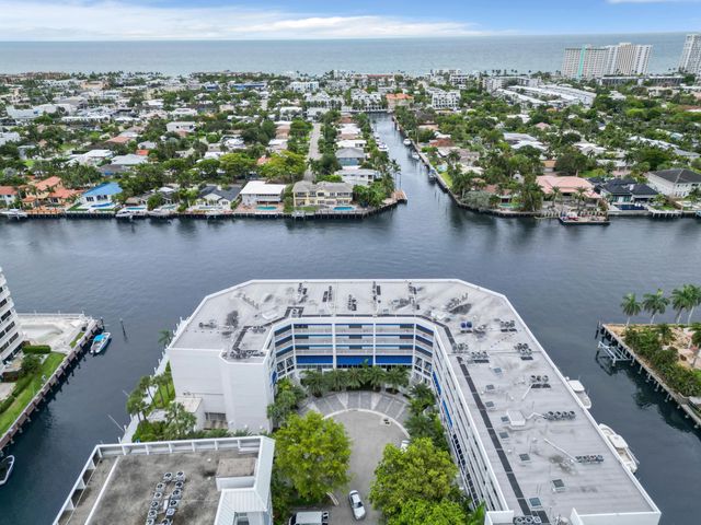 3100 NE 47th Court 305, Fort Lauderdale, FL 33308