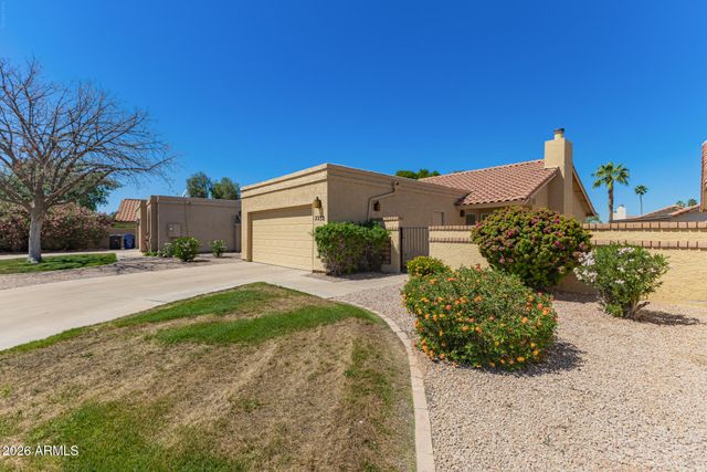 2232 W IRONWOOD Drive, Chandler, AZ 85224