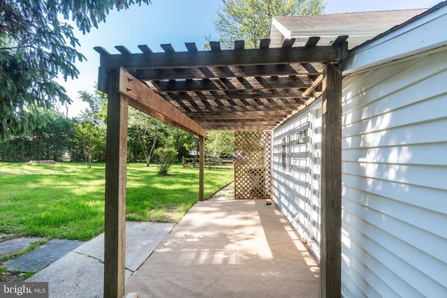 17 DELIGHT RD, Reisterstown, MD 21136