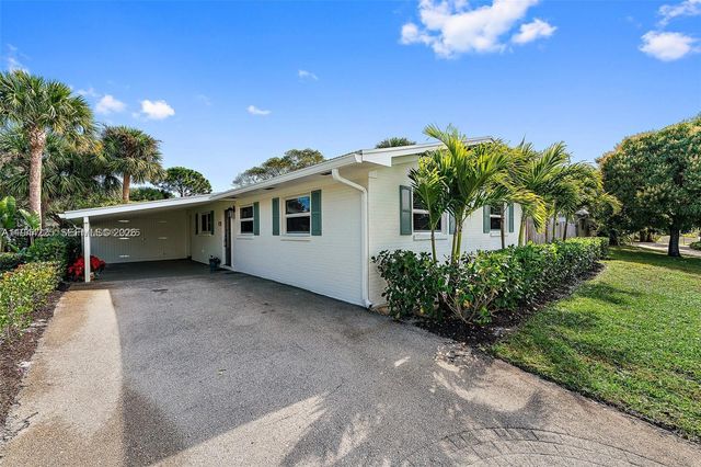 324 Tequesta, Tequesta, FL 33469