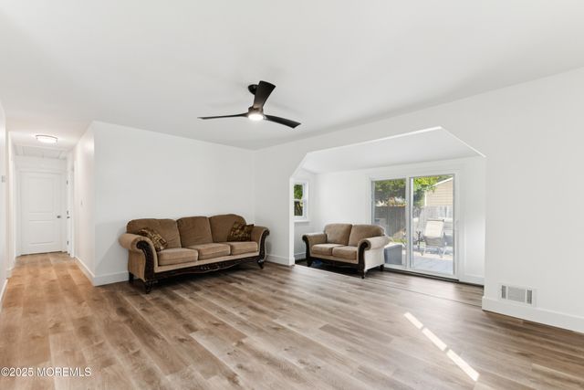 224 Hawaii Drive, Brick, NJ 08723