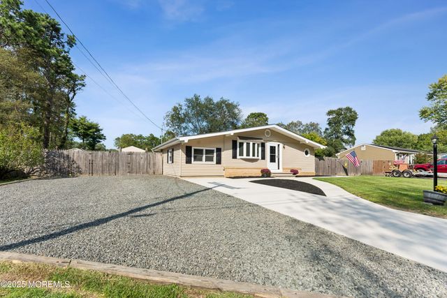 224 Hawaii Drive, Brick, NJ 08723