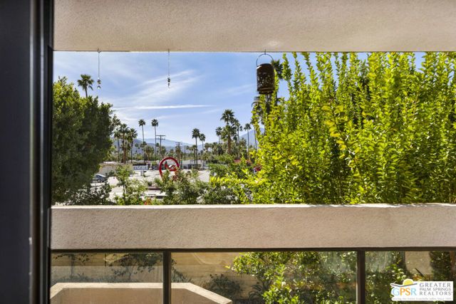 975 Village Square, Palm Springs, CA 92262