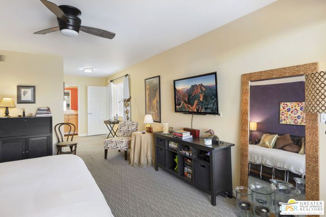 975 Village Square, Palm Springs, CA 92262