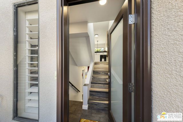 975 Village Square, Palm Springs, CA 92262