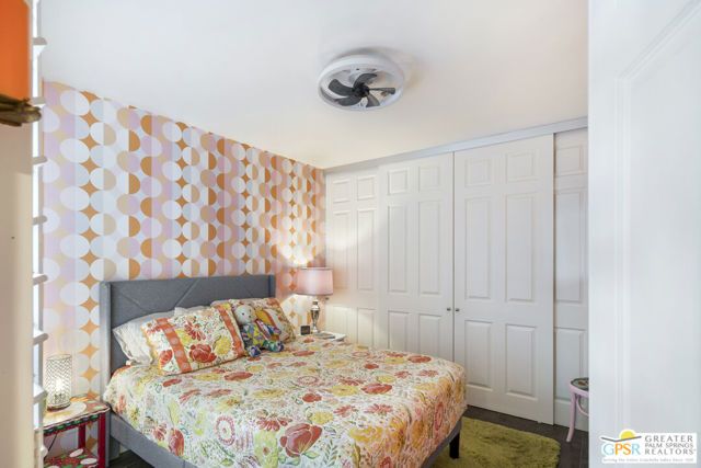 975 Village Square, Palm Springs, CA 92262