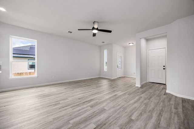 8 Donna Court B, Brookshire, TX 77423