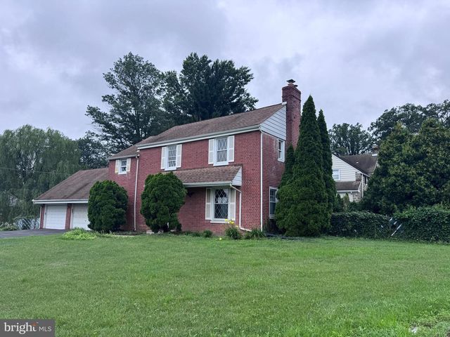 145 LANDOVER RD, Bryn Mawr, PA 19010