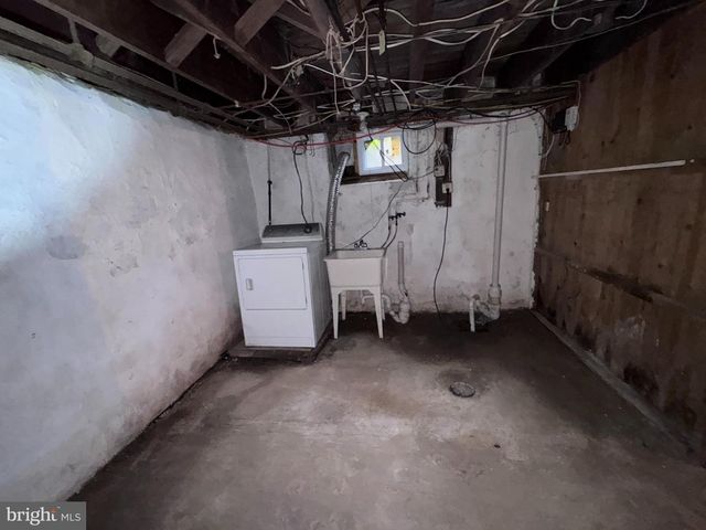 145 LANDOVER RD, Bryn Mawr, PA 19010