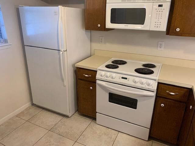 229 Carmel Drive 2, Fort Walton Beach, FL 32547