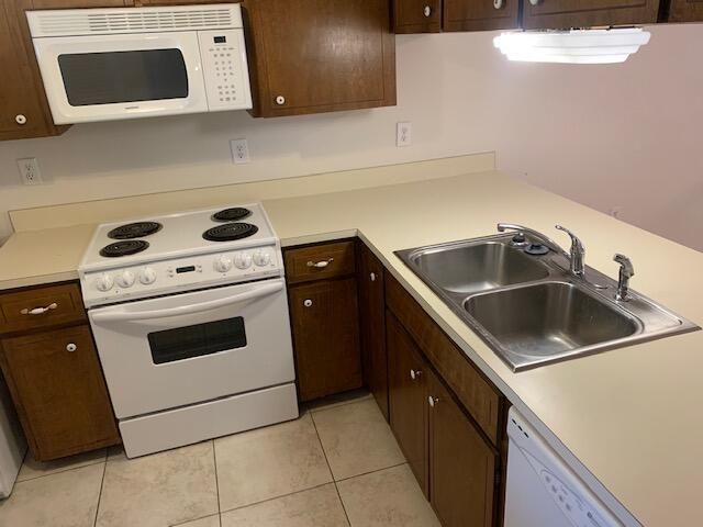 229 Carmel Drive 2, Fort Walton Beach, FL 32547