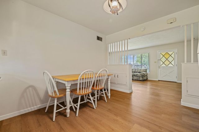 121 W Benjamin Holt Dr, Stockton, CA 95207