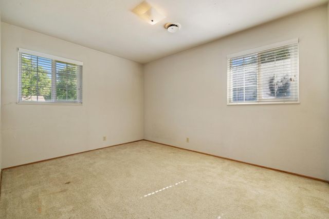 121 W Benjamin Holt Dr, Stockton, CA 95207