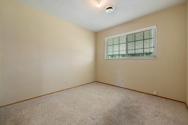 121 W Benjamin Holt Dr, Stockton, CA 95207