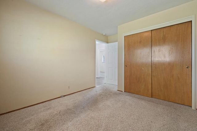 121 W Benjamin Holt Dr, Stockton, CA 95207