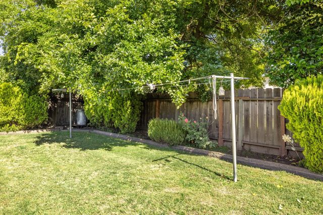 121 W Benjamin Holt Dr, Stockton, CA 95207