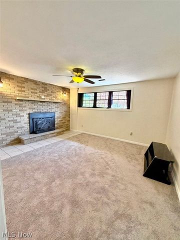 10 1st Court, Belpre, OH 45714