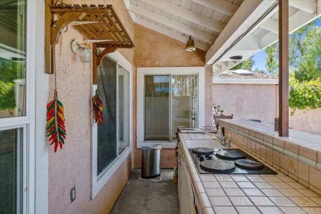 878 Rivertree Drive, Oceanside, CA 92058