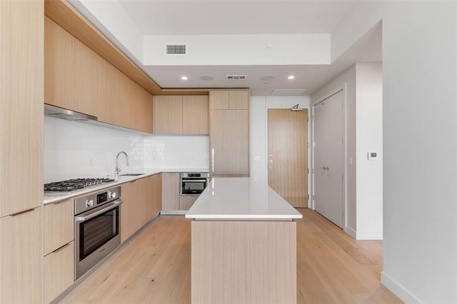 44 East Ave 3109, Austin, TX 78701