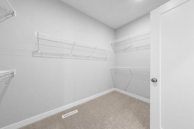 2165 Westpointe Drive, Hastings, MN 55033