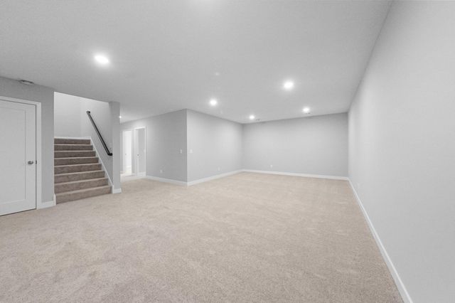 2165 Westpointe Drive, Hastings, MN 55033