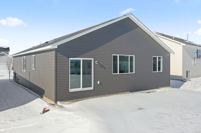 2165 Westpointe Drive, Hastings, MN 55033