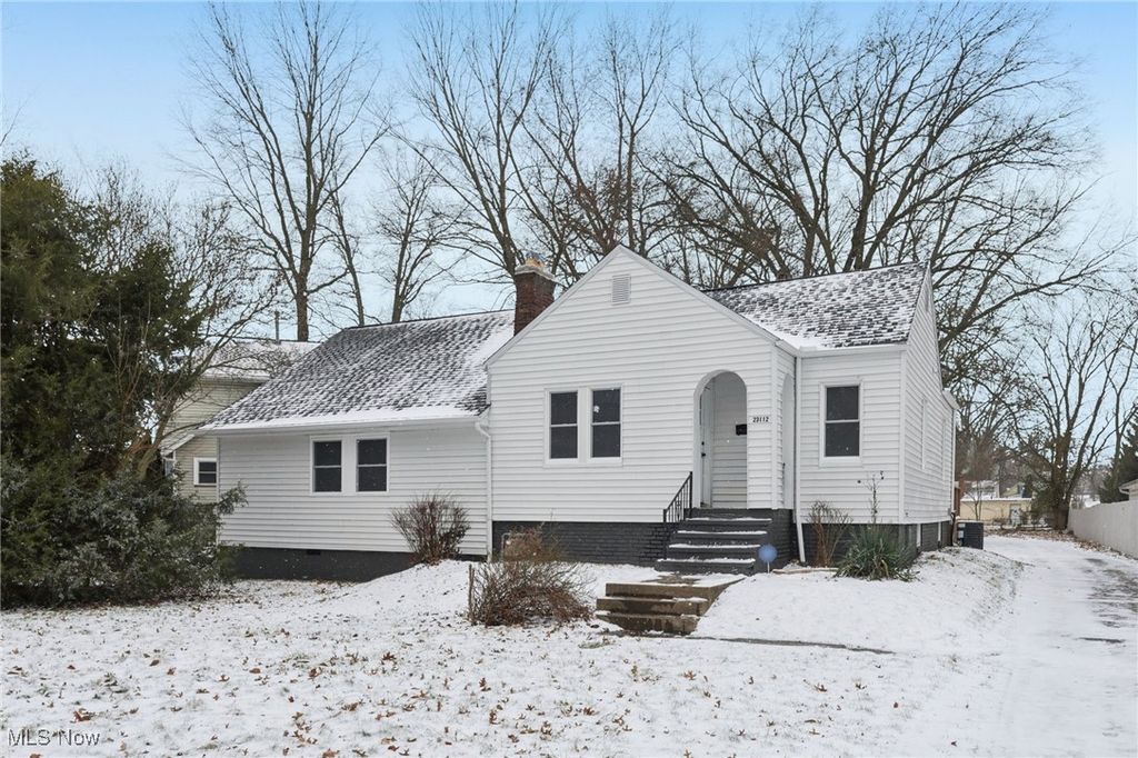 23112 Virginia Avenue, North Olmsted, OH 44070