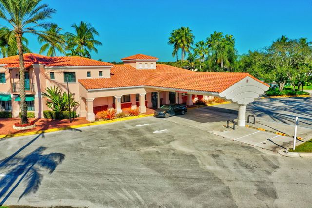 7605 Red River Road, West Palm Beach, FL 33411