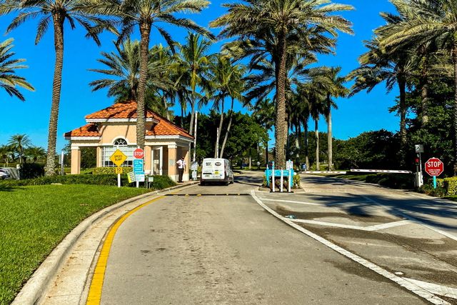 7605 Red River Road, West Palm Beach, FL 33411