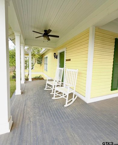 202 Graham Street, Mineola, TX 75773