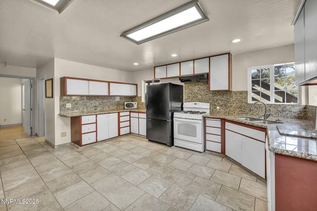 100 Pedlar Road, Silver City, NV 89428