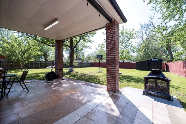 1022 Lowell Road, Springdale, AR 72764