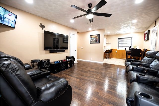 1022 Lowell Road, Springdale, AR 72764