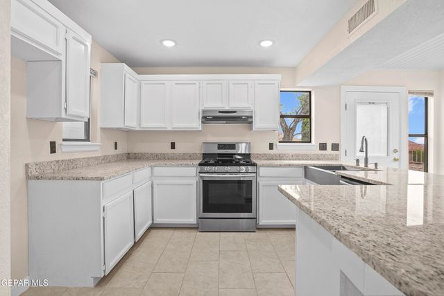 1805 GURSS Place, El Paso, TX 79902