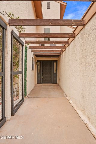 1805 GURSS Place, El Paso, TX 79902